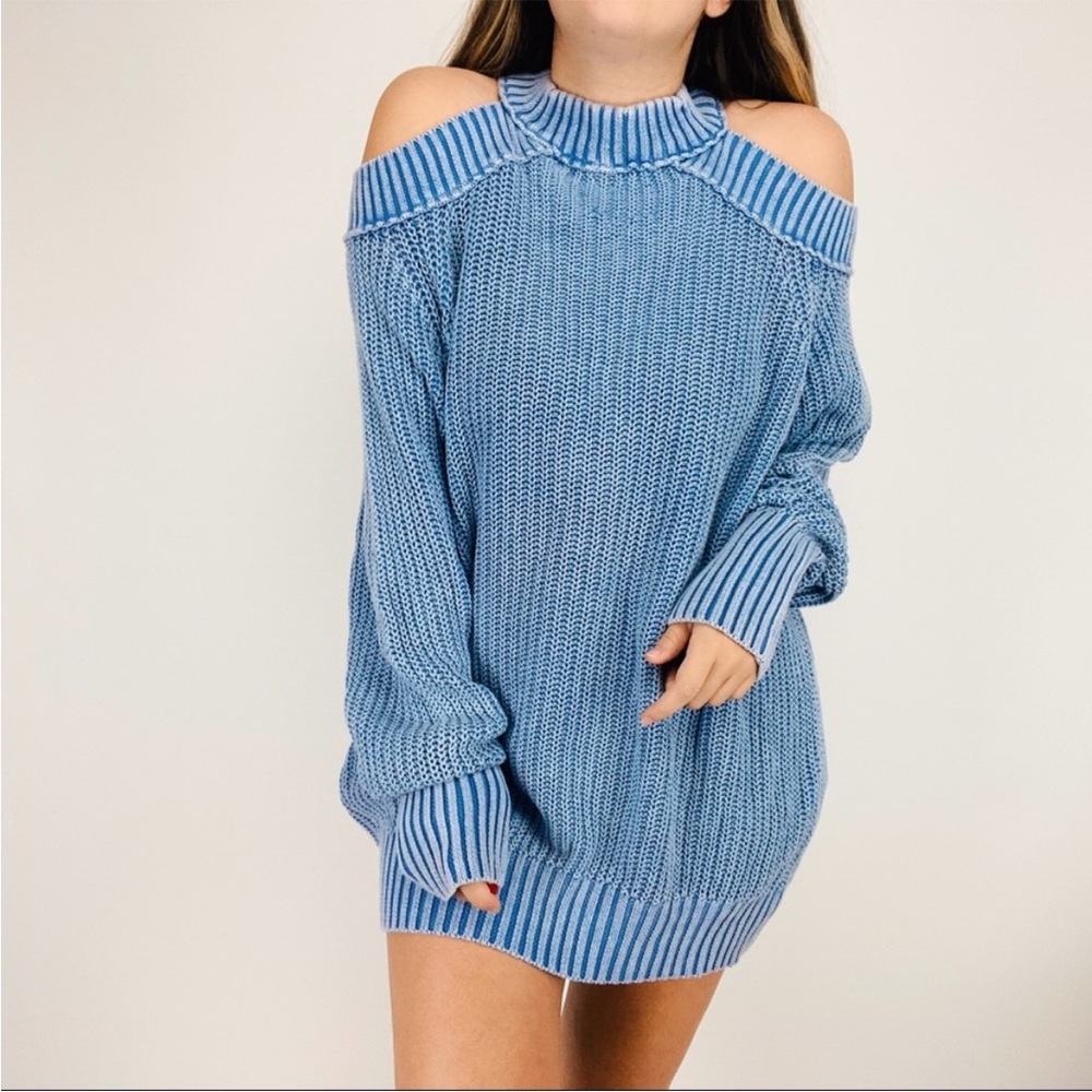 Free People Blue Half Moon Bay Cut Out Shoulder Pullover Knit Cotton‎ Sweater
